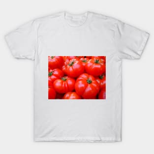 Image: Tomatoes (close) T-Shirt